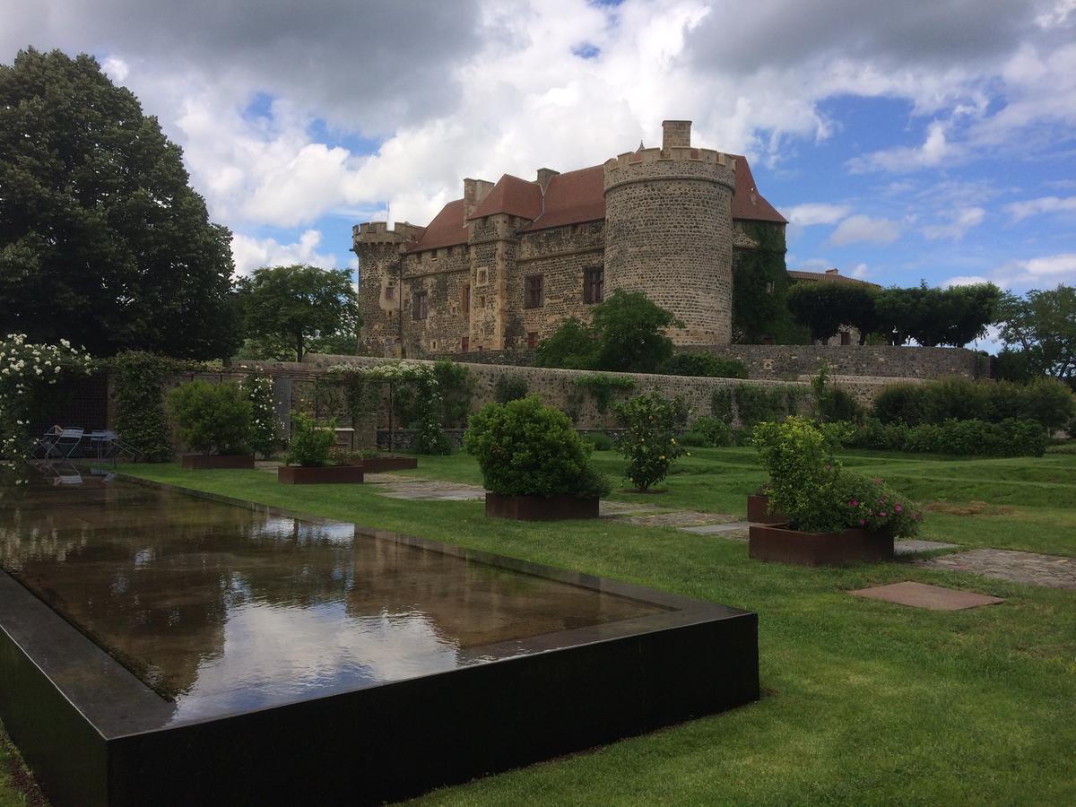 Chateau Royal De Saint-Saturnin Exterior foto
